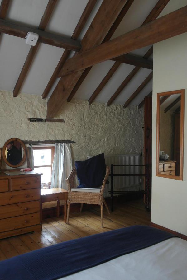 The Old Barn Bed and Breakfast Barry Εξωτερικό φωτογραφία