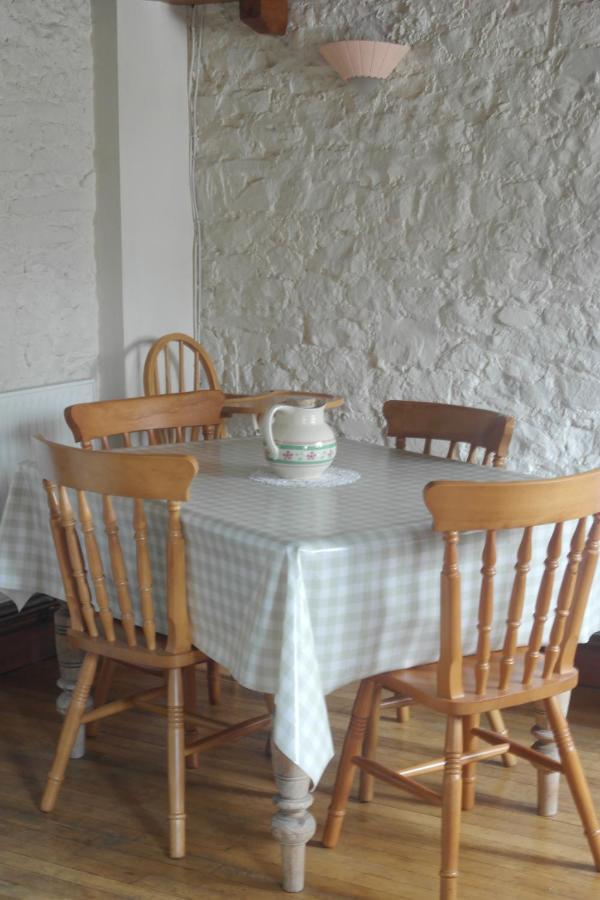 The Old Barn Bed and Breakfast Barry Εξωτερικό φωτογραφία